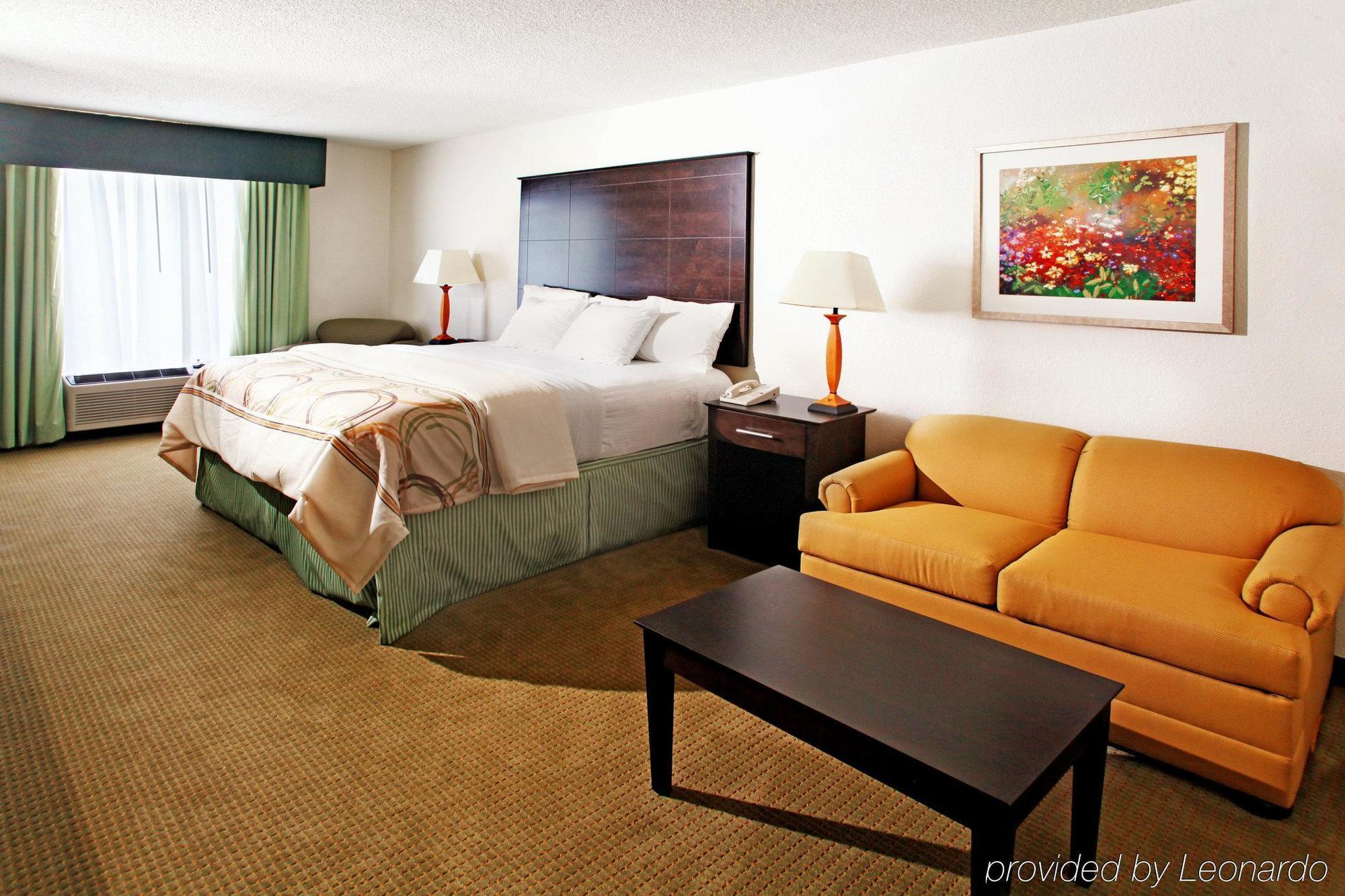 Eagles Nest Inn Стейтсборо Экстерьер фото